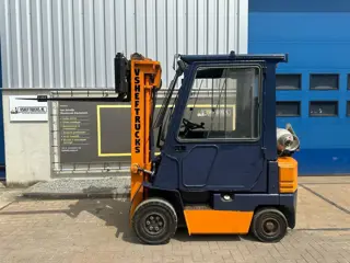VS-22882 LPG Triplex container heftruck Toyota