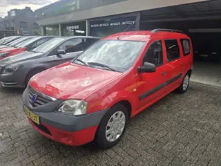 Dacia Logan MCV 1.6 Ambiance | 1E EIGENAAR | 12MND GARANTIE | AIRCO | LAGE KM | NW APK | TREKHAAK |