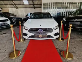 Mercedes-Benz A-klasse 180 Business Solution AMG