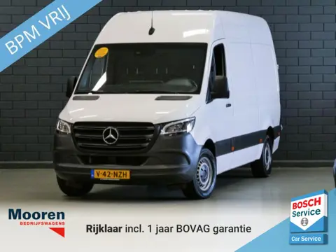 Mercedes-Benz Sprinter 317 1.9 CDI 170PK L2H2 RWD | GEVEERDE STOEL | LEDER | LED | TREKHAAK |