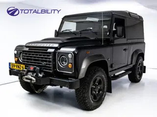Land Rover Defender 2.4 TD HT 90 Hardtop | Grijs kenteken | Lederen stoelen | Armsteun voor | Alpine