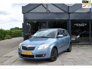 Skoda Fabia 1.6-16V Ambiente Automaat