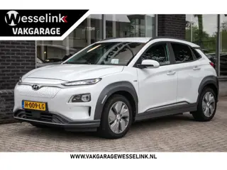 Hyundai KONA EV Premium 64 kWh - Stoelventilatie | Achterbankverw. | Adpt. cruise