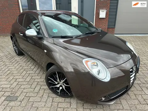 Alfa Romeo MiTo 1.4 T Progression / Leder / Navi / PDC / Clima / Cruise / NAP