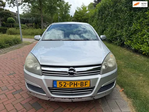 Opel Astra 1.4 Enjoy, Airco, APK 18-05-2027.