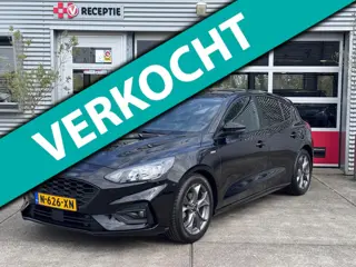 Ford Focus 1.0 EcoBoost Hybrid ST Line Business Adapt cruise / Stuurverw / Carplay