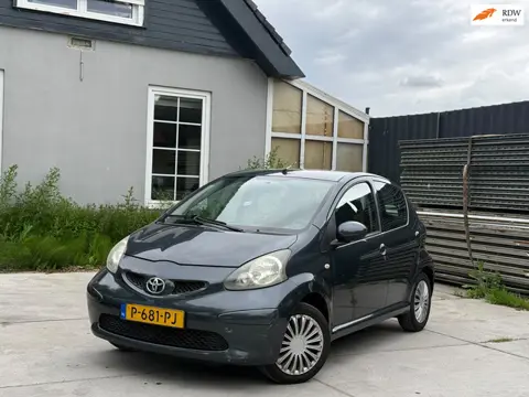 Toyota Aygo 1.0-12V Access | Nieuwe APK | El. Ramen | Airco | Meeneemprijs!