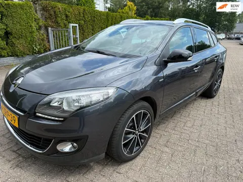 Renault Mégane Estate 1.2 TCe 5DRS Bose ECC NAVI CRUISE LMV TR.HAAK NAP