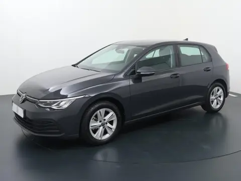 Volkswagen Golf 1.0 TSI Life | 110 PK | Trekhaak | Adaptive cruise control | Apple Carplay/Android A