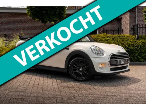 Mini Cooper Mini Cabrio 1.5 Business 136 PK Leder Stoelverwarming Cruise 16''
