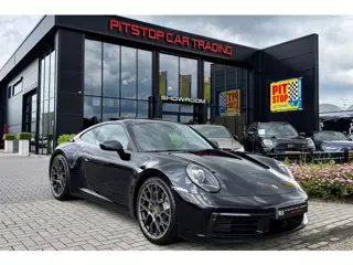 Porsche 911 992, 3.0 Carrera, Pano, Chrono, Sportuitlaat, Sportstoelen, Nieuwstaat!