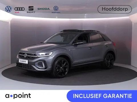 Volkswagen T-Roc 1.5 TSI R-Line 150 pk Automaat (DSG) | Navigatie via App | Panoramadak | Parkeersen