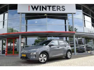 Hyundai KONA EV Fashion 64 kWh 1e Eigenaar | Head-Up Display | Adaptieve Cruise Control | Climate Co