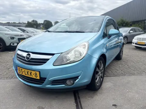 Opel Corsa 1.2-16V 111 Edition AIRCO! (bj 2010)