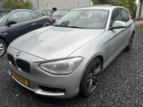 BMW 1-serie 118i Business+NAVI GLAZENDAK INRUIL KOOPJE