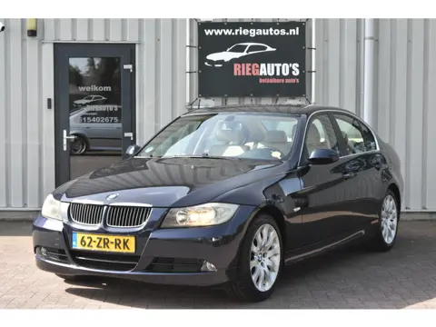 BMW 3-serie 325i Executive – 2008 | Nederlandse auto | Zes-in-lijn | Handgeschakeld | Mooie uitvoeri