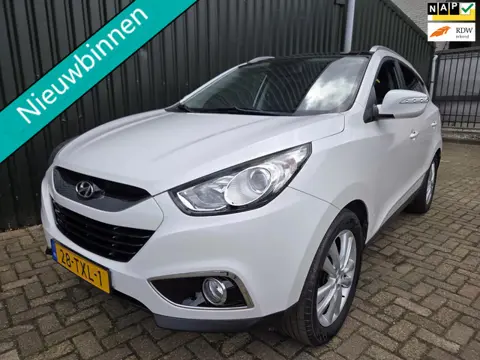Hyundai Ix35 2.0i i-Catcher LEDER PANODAK