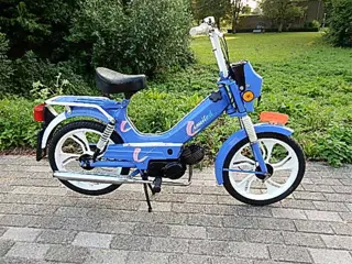 Gevraagd snorfietsen snorbrommers