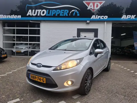 Ford Fiesta 1.25 Trend Carplay | Airco | All Seasonbanden | Nieuwe APK bij aflevering