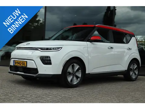 KIA E-SOUL EXECUTIVELINE 64KWH | CARPLAY | CAMERA | KEY-LESS | HARMAN/KARDON | HUD | LED | LEDER | A
