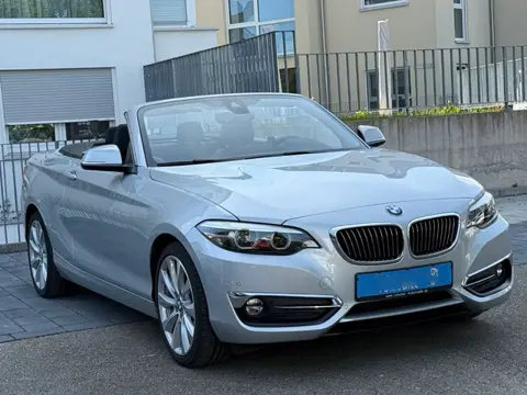 BMW 2 Serie Cabrio 220iA LUXURY ** ADAPT. LED, LEDER, NAVI, VERW. STUUR CAMERA, 18-inch LMV ** UNFAL