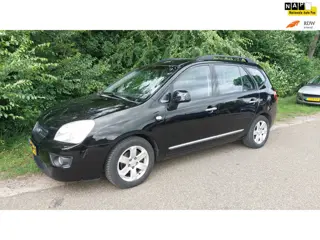 Kia Carens 2.0 CVVT X-ecutive