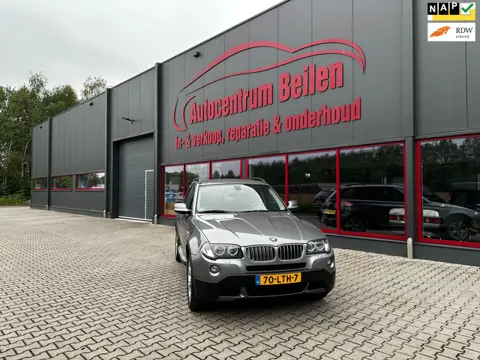 BMW X3 2.0i / Navi / Clima / Cruise / Trekhaak / Leer / Xenpn / 4WD / Stoelverwarming /