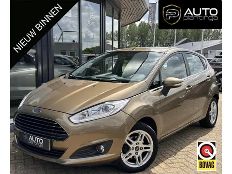 Ford Fiesta 1.0 EcoBoost Titanium 101PK | Van de Ford Dealer | Trekhaak | Stoelverwarming | Airco | 