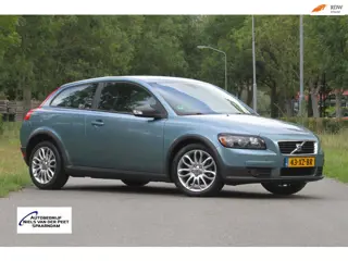 Volvo C30 1.8 Kinetic / Uitzonderlijk mooie youngtimer / Airco met climate control / Sportvelgen / V