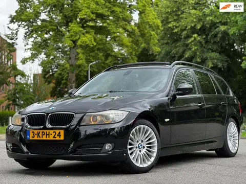 BMW 3-serie Touring 320d High Executive