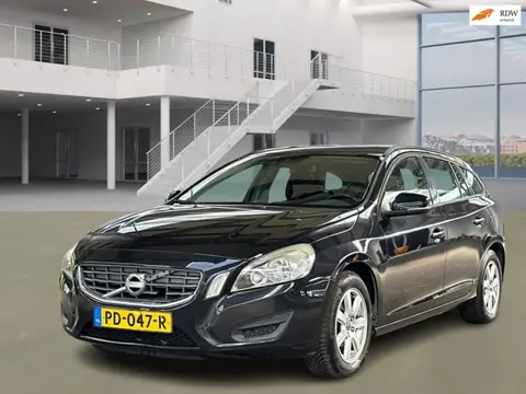 Volvo V60 1.6 D2 Momentum