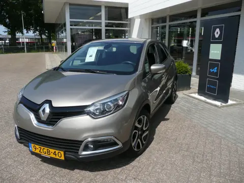 Renault Captur TCe 120 EDC/AUT. Dynamique PACK CITY/ PACK STYLE/ 4 SEIZOENSBANDEN/ TREKHAAK/ ETC... 