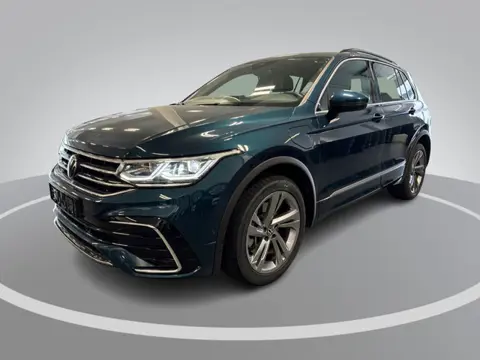 Volkswagen Tiguan 1.4 TSI eHybrid 245pk DSG R-Line Business · Camera · Dodehoeksensor · Stuur- & Sto