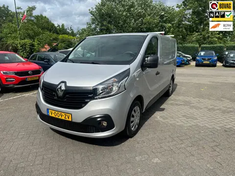 Renault Trafic 1.6 dCi T27 L1H1 Comfort airco , pdc , trekhaak , 84.000 KM NAP