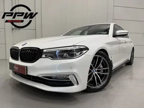 BMW 5 Serie 530e iPerformance High Exe LED/MEMORY+VENTILATIE/VIRTUAL/CAMERA/SFEER/18"M-SPORT/DONKERE