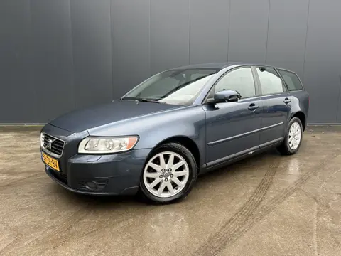 Volvo V50 1.8 Edition I TREKHAAK ECC CRUISE LMV (bj 2008)