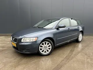 Volvo V50 1.8 Edition I TREKHAAK ECC CRUISE LMV (bj 2008)