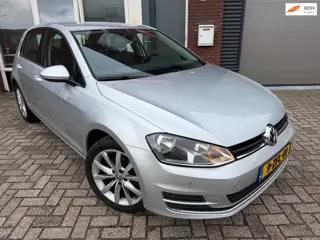Volkswagen Golf 1.2 TSI Business Edition / Navi / Camera / leder / Stoelverw / Cruise / PDC