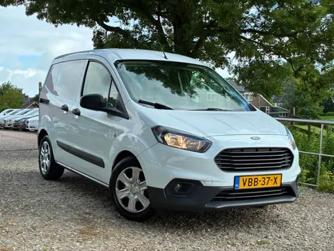 Ford Transit Courier 1.5 TDCI Trend | Airco + Radio + Schuifdeur Nu € 6.975,- Ex BTW !!!