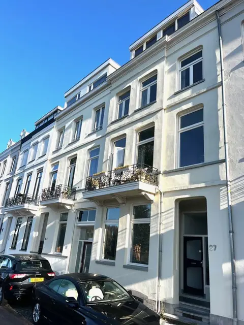 Woning aan de Rijnkade te Arnhem