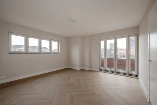 Woning aan de Laan van Middenburg te Voorburg