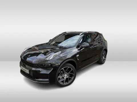 Lynk & Co 01 1.5 Full Black Edition | 360 graden camera | witte hemelbekleding | Apple Carplay/Andro