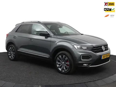 Volkswagen T-Roc 1.5 TSI Sport I AUTOMAAT I BEATS I VIRTUAL DISPLAY I STOELVERWARMING