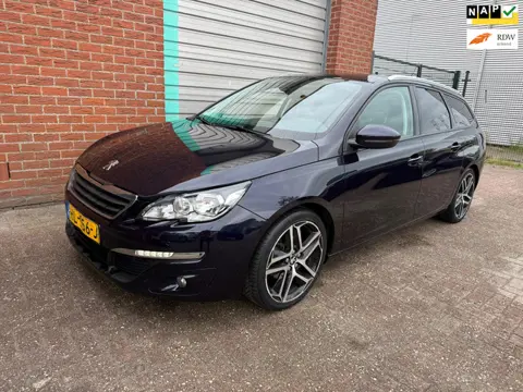Peugeot 308 SW 1.6 BlueHDI Blue Lease Executive Pack Bj:2015 NAP!
