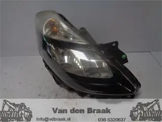 Renault Clio III 2011-2014 Koplamp rechts