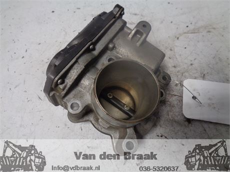 Renault Clio 1.2 16V 2005-2013 Gasklephuis
