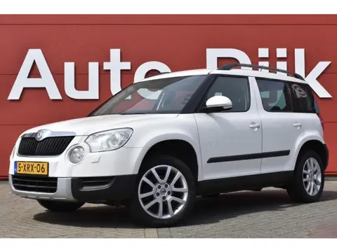 Škoda Yeti 1.2 TSI Elegance Bi-Xenon | Trekhaak | Clima | Cruise | PDC | LMV
