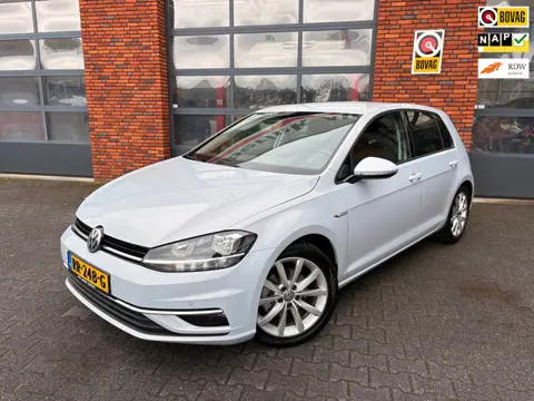 Volkswagen Golf 1.5 TSI Highline | Apple Carplay | Camera | Led achterlichten |