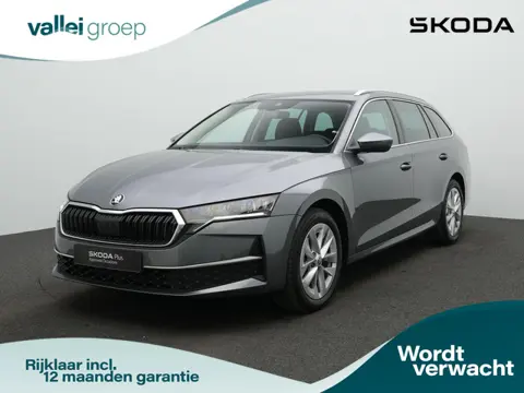 Skoda Octavia Combi 1.5 TSI 115 pk DSG MHEV Selection | Achteruitrijcamera | Adaptive cruise | Navig