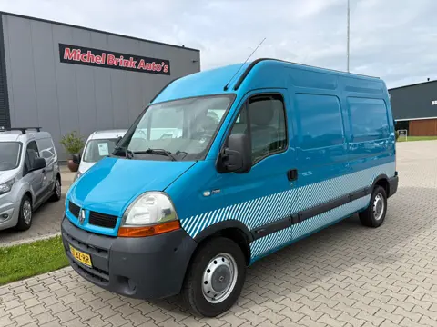 Renault Master T35 2.5dCi L2H2 Automaat